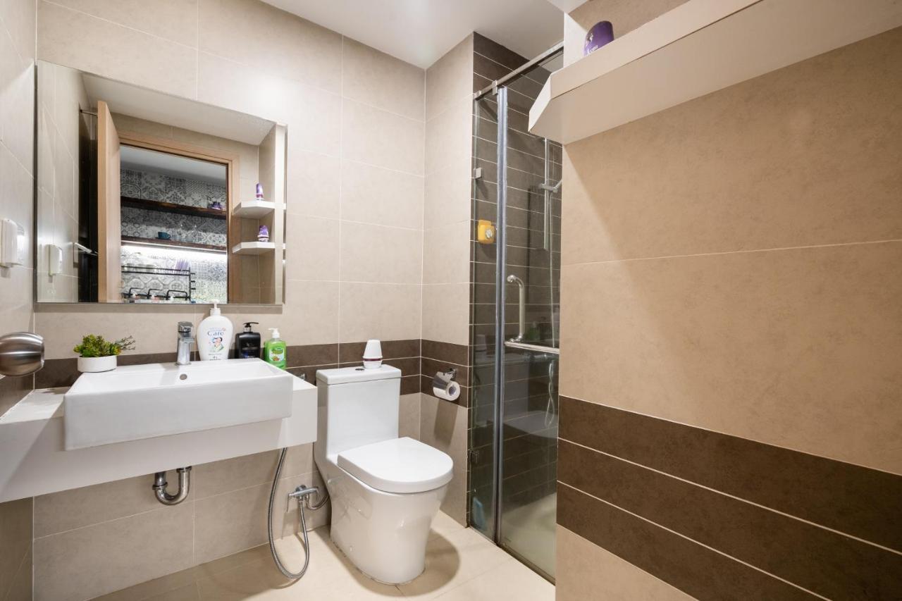 Oui! Oui! Saigon Apartment - Rivergate Residence Ho Chi Minh-staden Exteriör bild